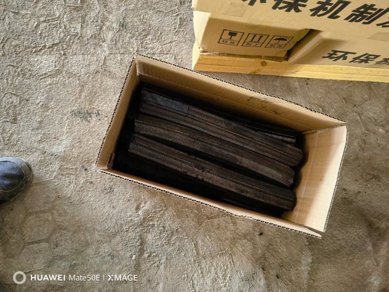广西玉林机制木炭烧烤木炭