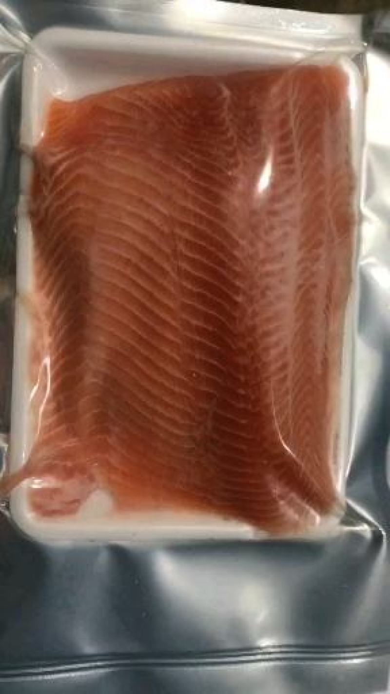 冰鲜三文鱼刺身海鲜生鱼片生吃自助餐厅料理店用批