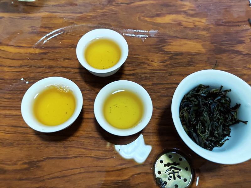 潮州，凤凰单枞茶鸭屎香