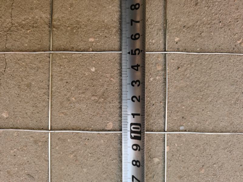 2米高25米铁丝粗1.15mm，孔5*7.5cm
