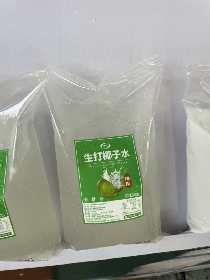 泰国椰子水（泰国椰青）（泰国椰皇）工厂直发