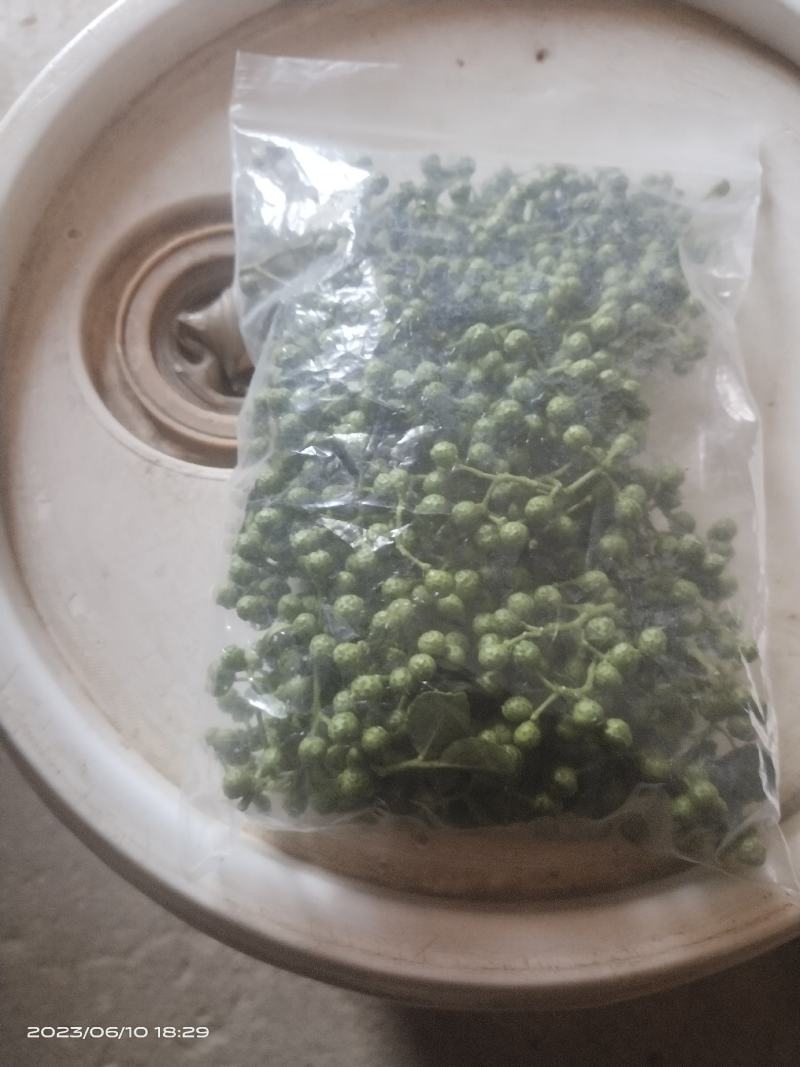 本地小花椒香麻十足，美味可口，量很小欢迎零售客户前来选购