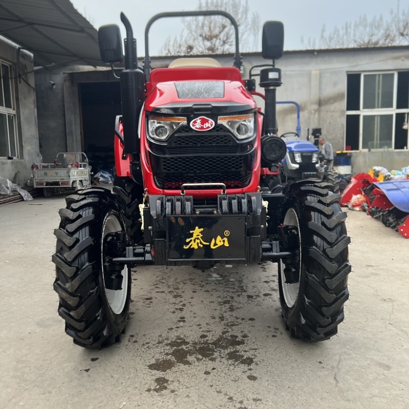 中国泰山GT704四轮拖拉机泰山704耕地机施肥机