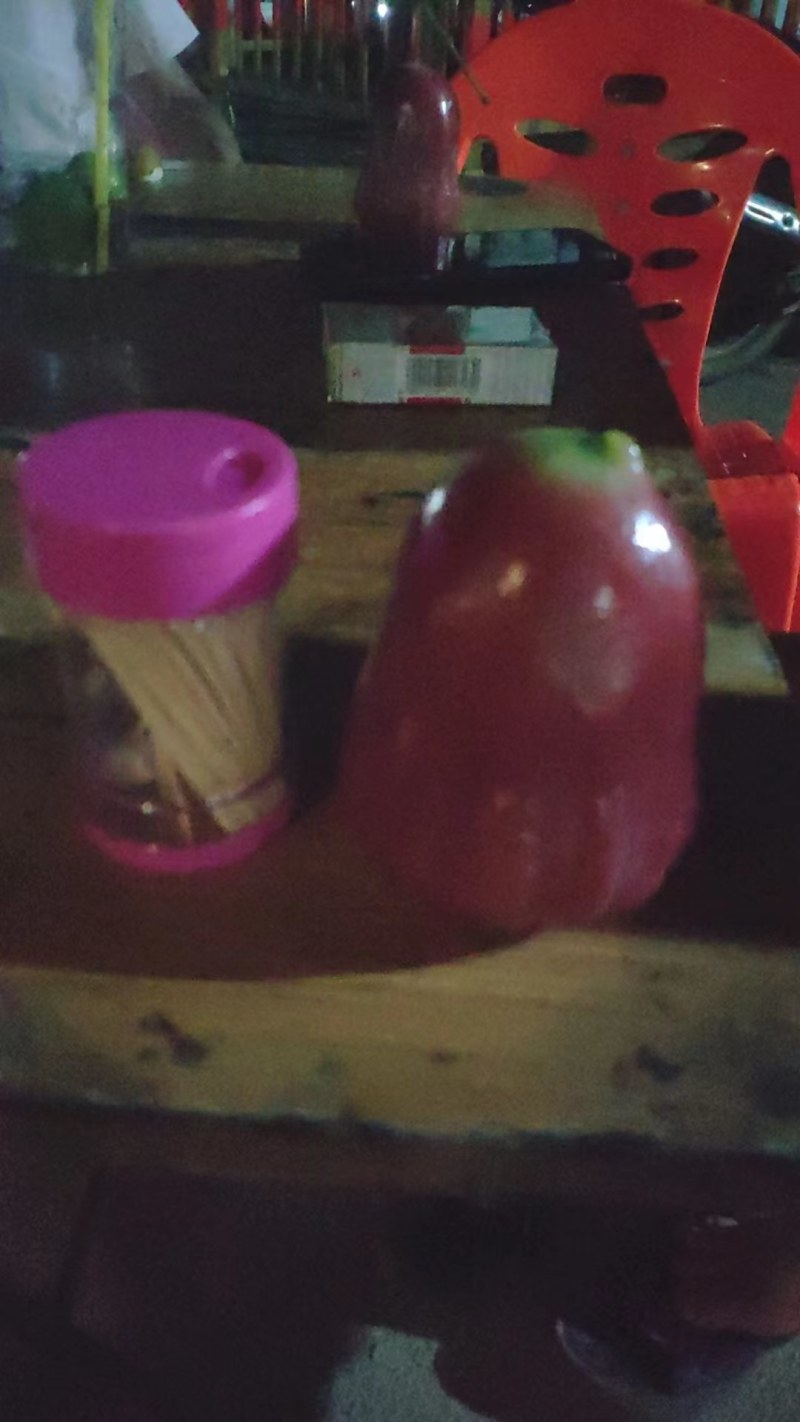 海南万宁黑金刚莲雾，口感甜脆，甜度13+，低糖水果。