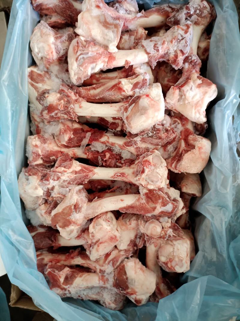羔羊加肉后腿骨，熟食店羊骨火锅食材，货源充足。