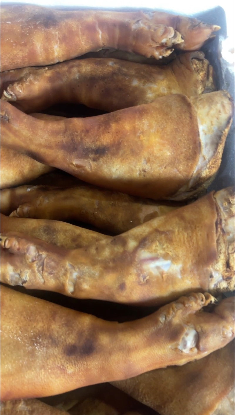 【腊肉】免洗烟熏腊猪脚（可供饭店、餐馆等各种渠道等）