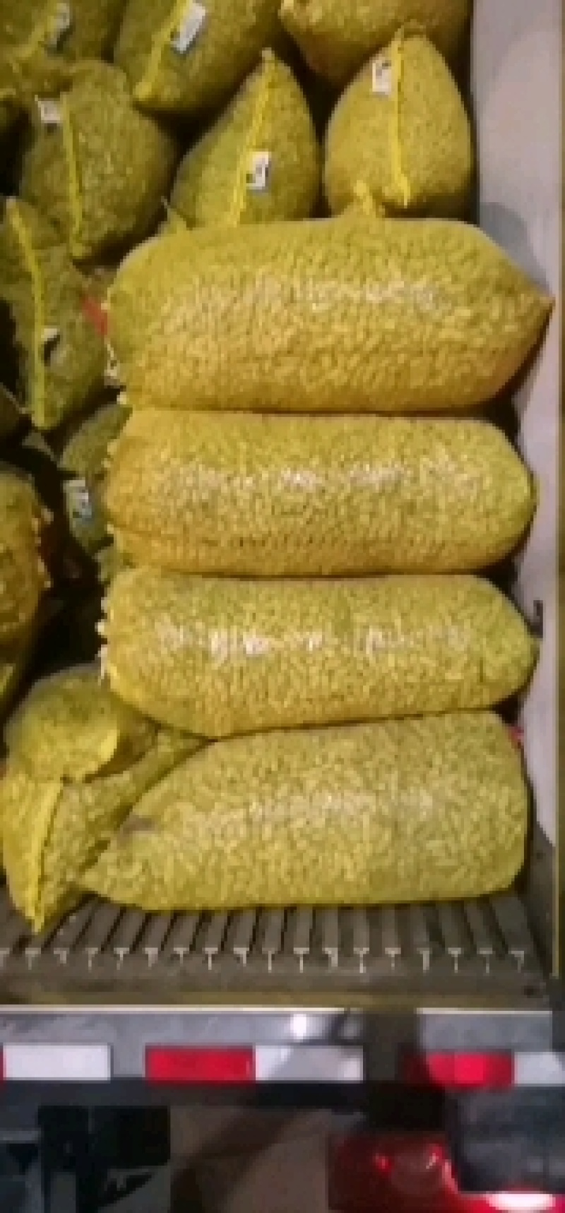 鲜花生，花生，手选，过筛，四粒红，白沙果，大白沙，