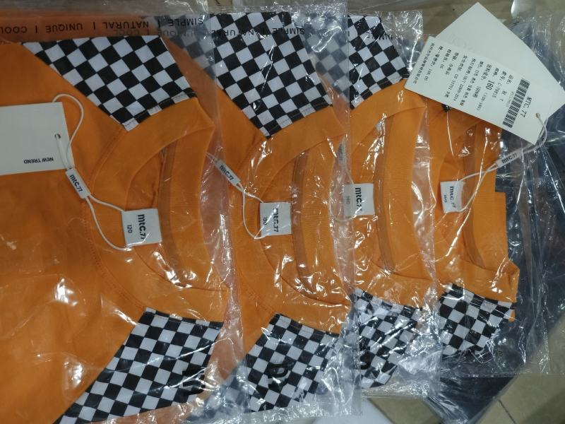 童装整首起码福利款