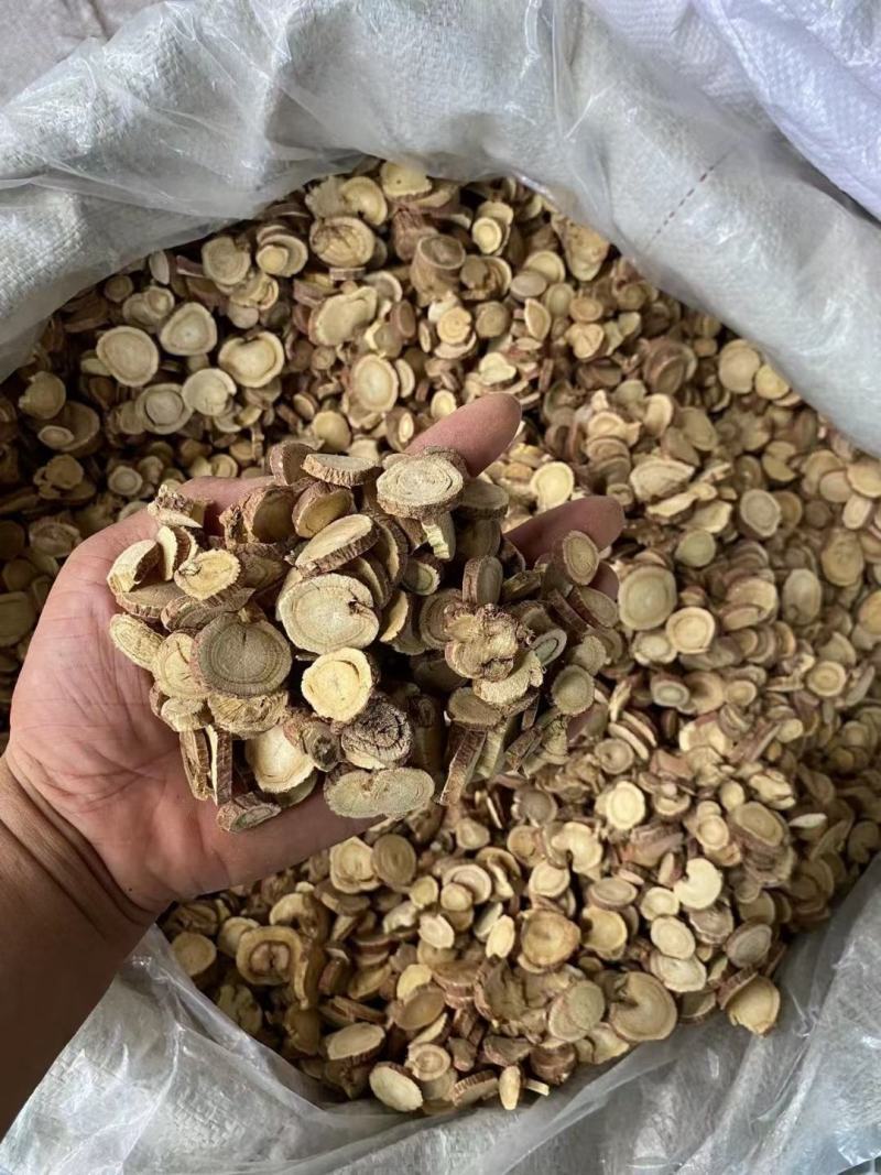 甘草，甘草大斜片，甘草大圆片，无硫甘草，含量足，颜色漂亮