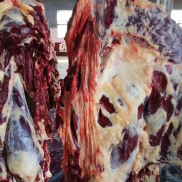 纯干牛肉26元/斤，2000斤起批。运费自理