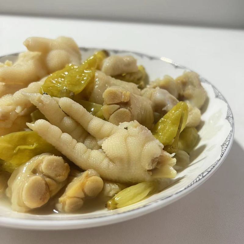 泡椒凤爪泡椒凤爪带鸡拐部分一斤一袋酱香凤爪