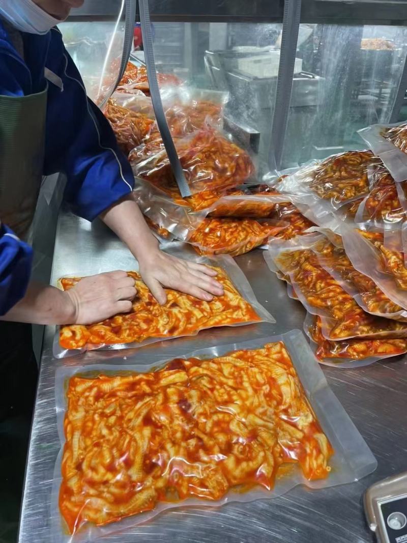 无骨鸡爪酸辣柠檬网红凤爪开袋即食凉菜预制菜批发