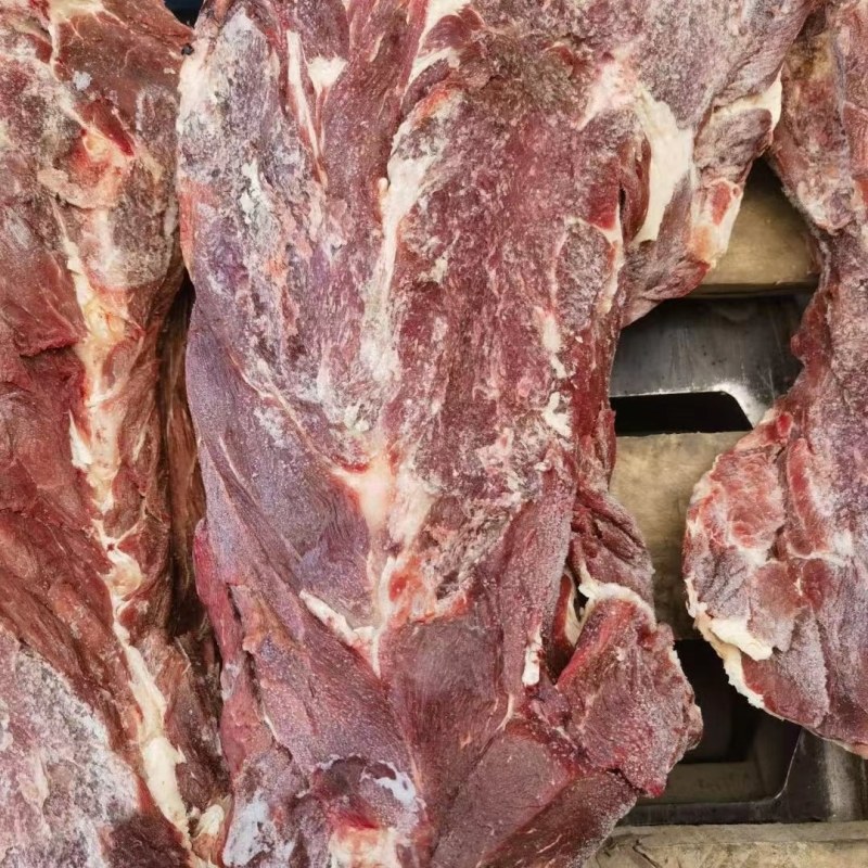 满肉牛脖骨