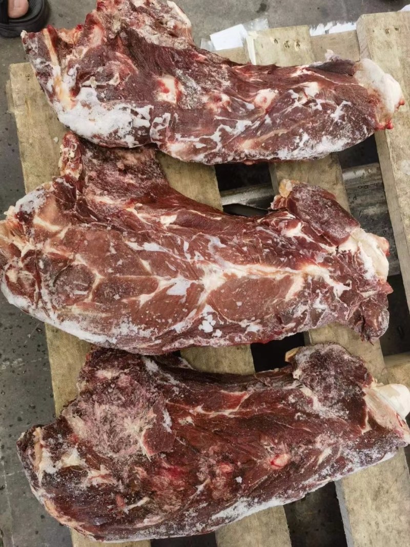 满肉牛脖骨