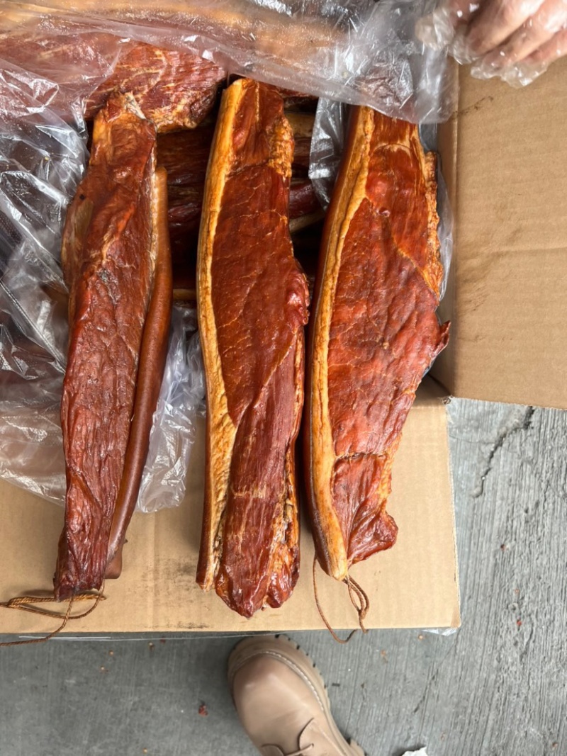 烟熏二刀腊肉电烤二刀腊肉腊肉制品批发