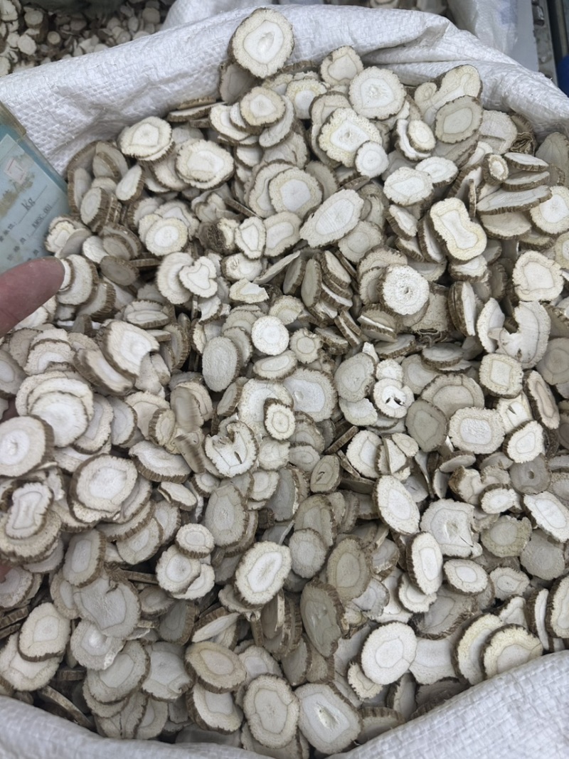 白芷中药材白芷片产地现货，各种规格药材及冷背药材