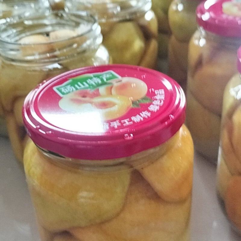 纯手工黄桃罐头，无添加剂，美味可口。
