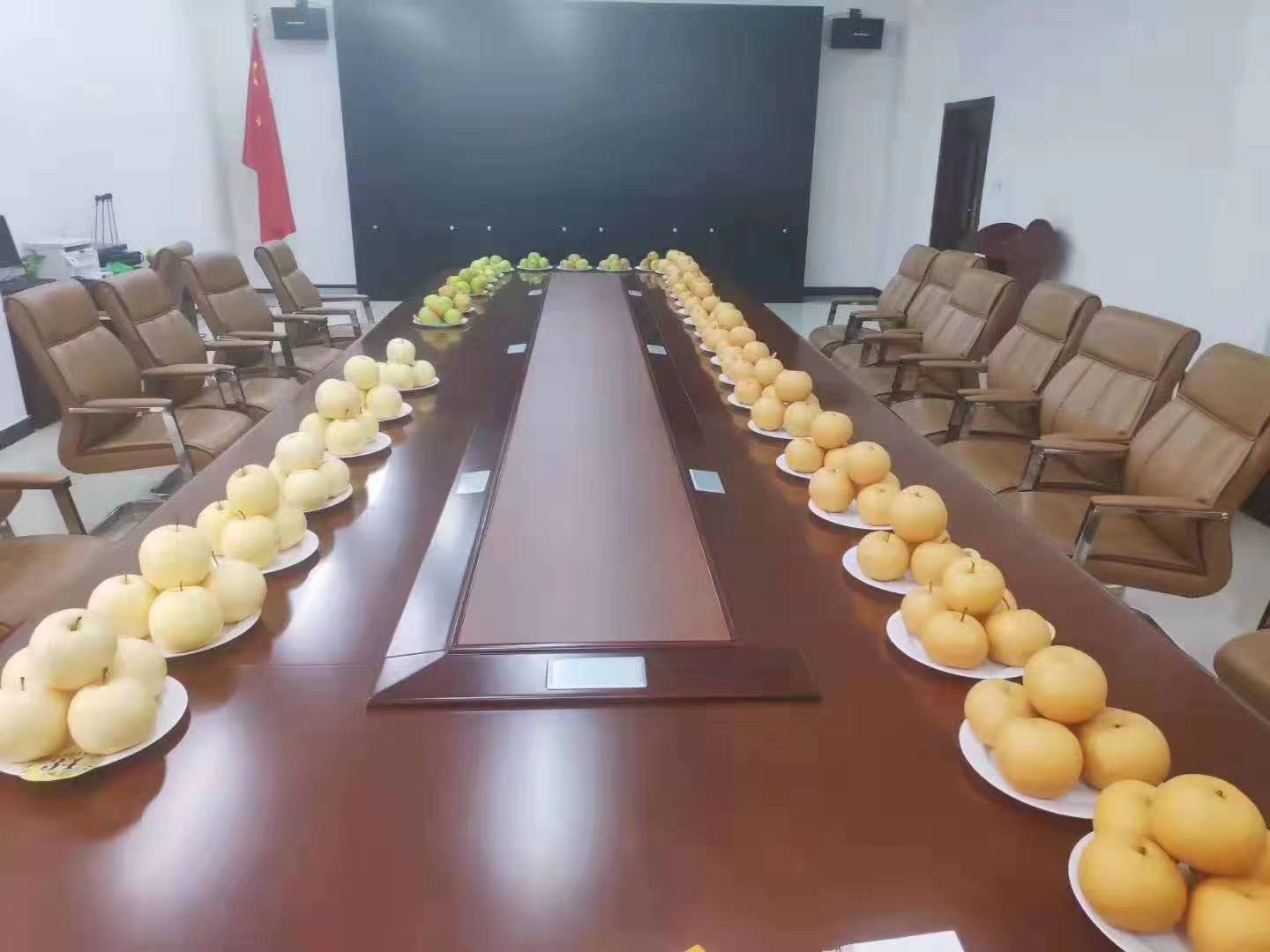 小白梨与其他水果的搭配摆盘图