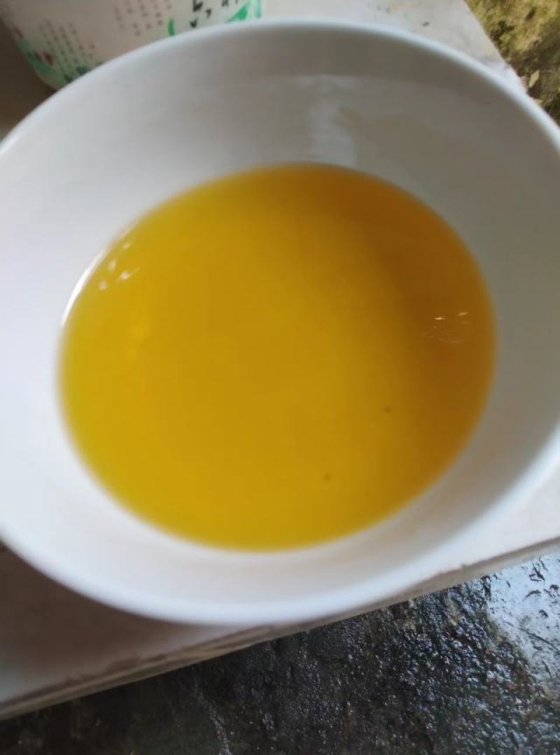 江西农村压榨山茶油食用