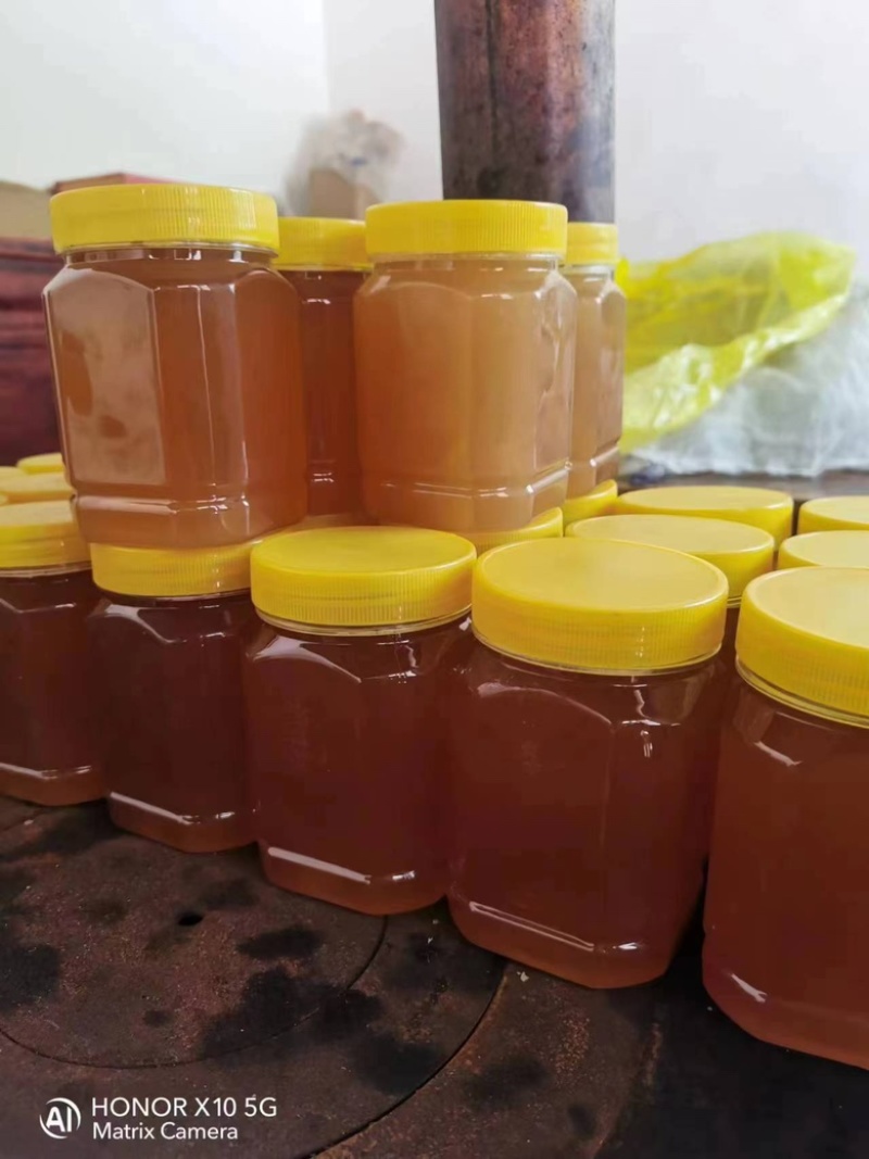 精品土蜂蜜农家自产正宗品质保障新鲜牛商推荐