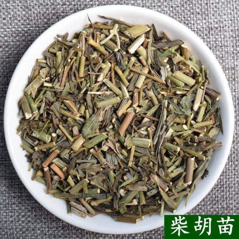 北柴胡苗切段，竹竿柴胡杆自然凉干，今年新货