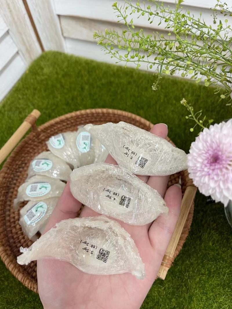 小牙签，纯燕条，溯源码，各大规格都有，需要的欢迎洽谈合作