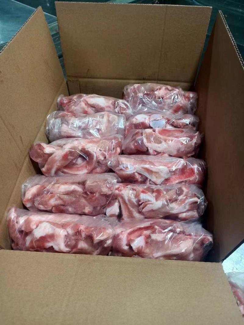 山东临沂厂家大量生产猪脆骨，眉骨，带肉小三叉