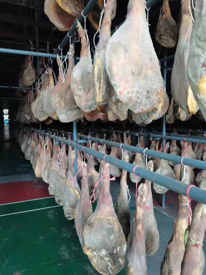 云南大理深山农家火腿一年两年三年以上腿