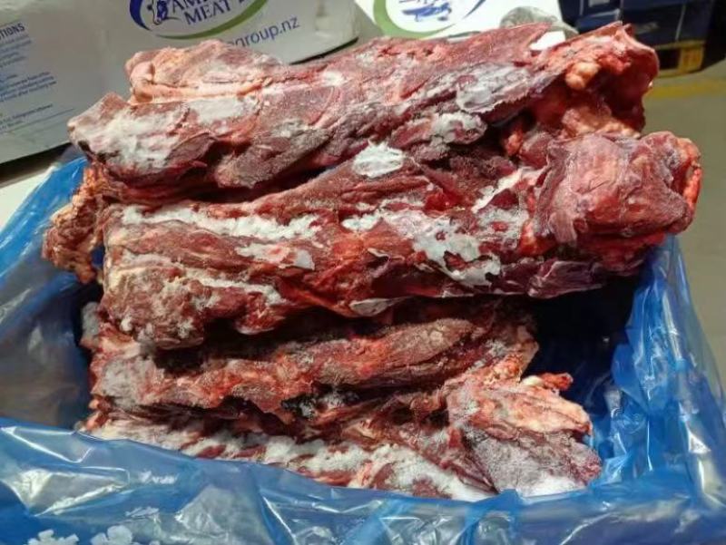 厂家直销纯干公牛肋眼骨满肉的肉很多价格便宜品质保证
