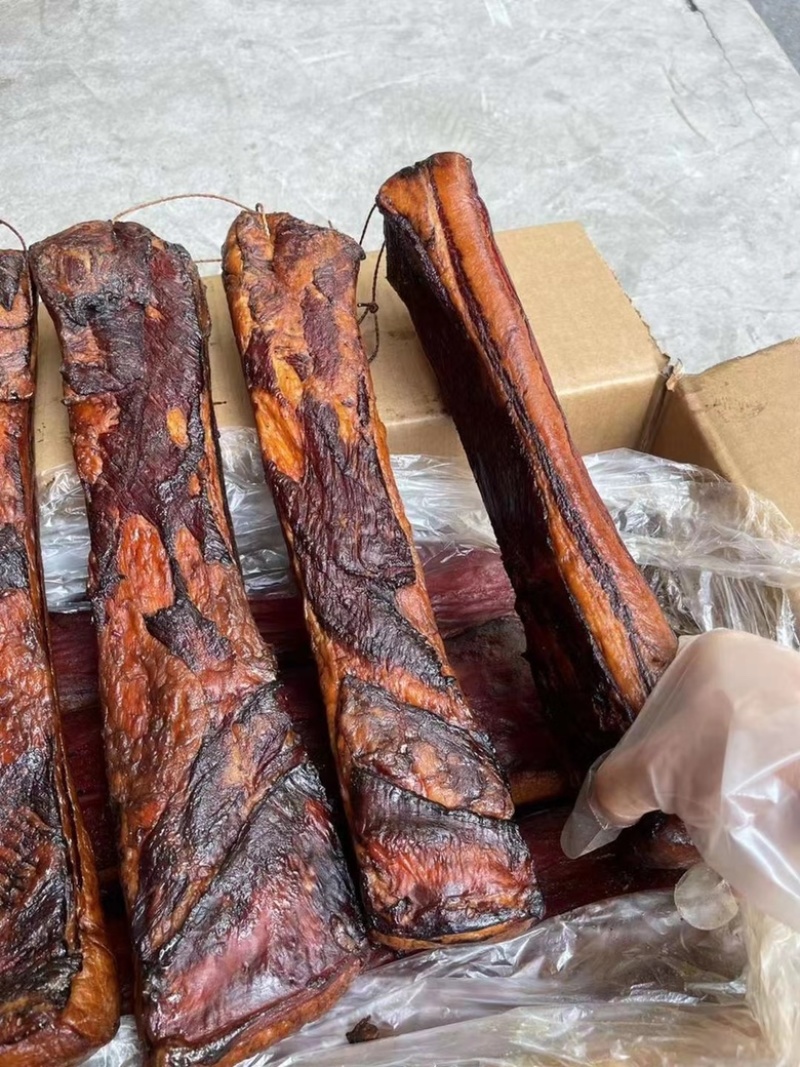 烟熏腊五花腊肉（腊肉香肠源头工厂，一手货源量大从优）