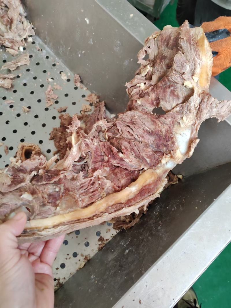 厂家直销常年加工牛羽骨熟牛剔骨肉剔骨肉界的天花板块整