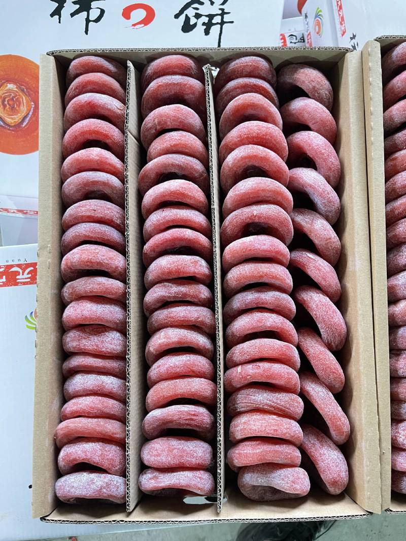 霜降柿饼霜饼广西桂林柿饼产地大量高次市场便宜柿饼源头工厂