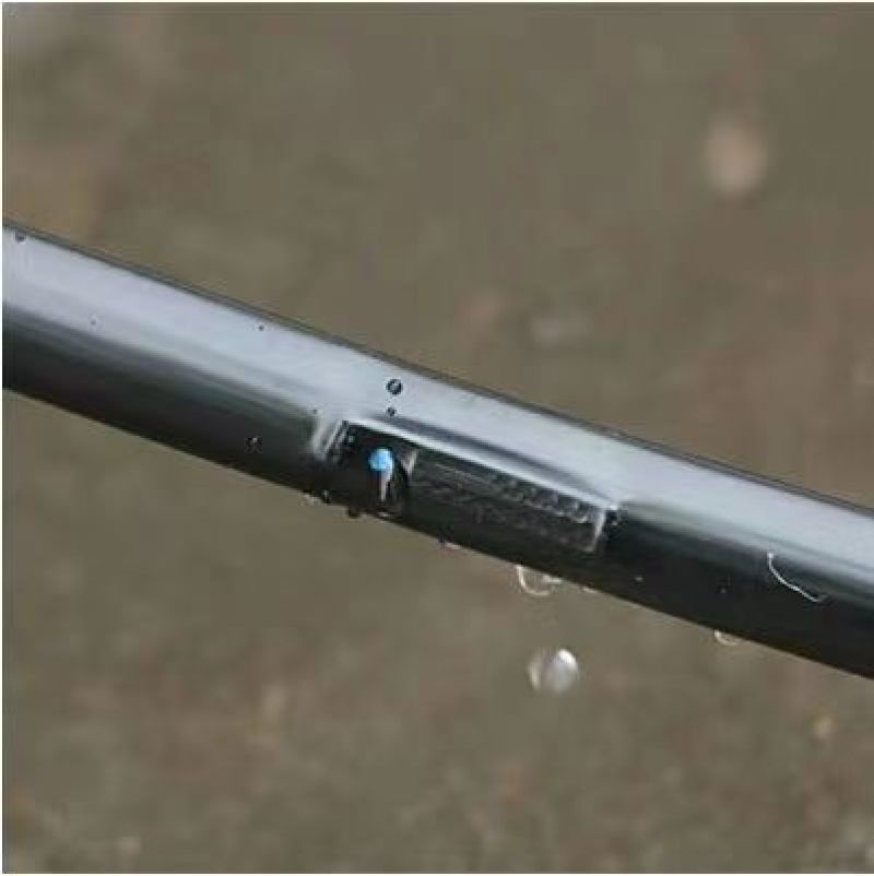 众鑫节水贴片式滴罐带滴水孔可以直达作物根部或局部灌溉