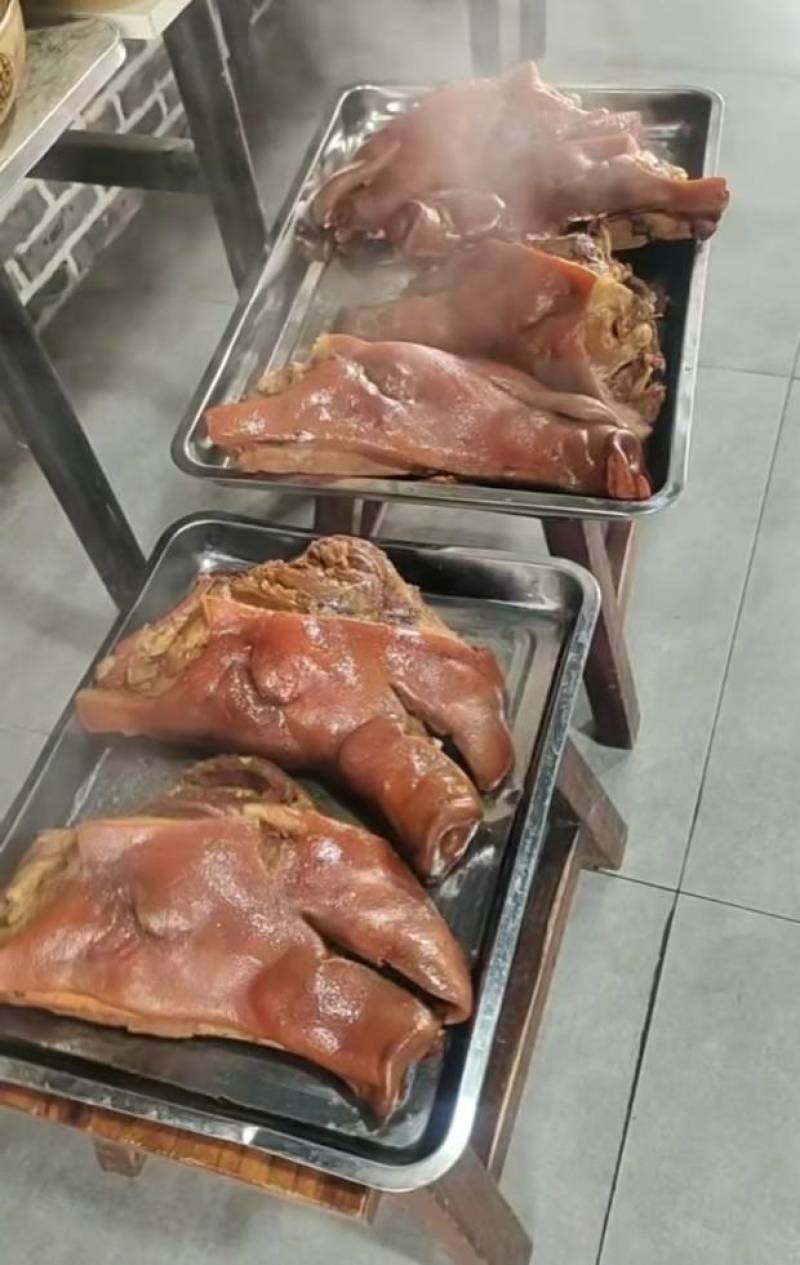 劈半猪头