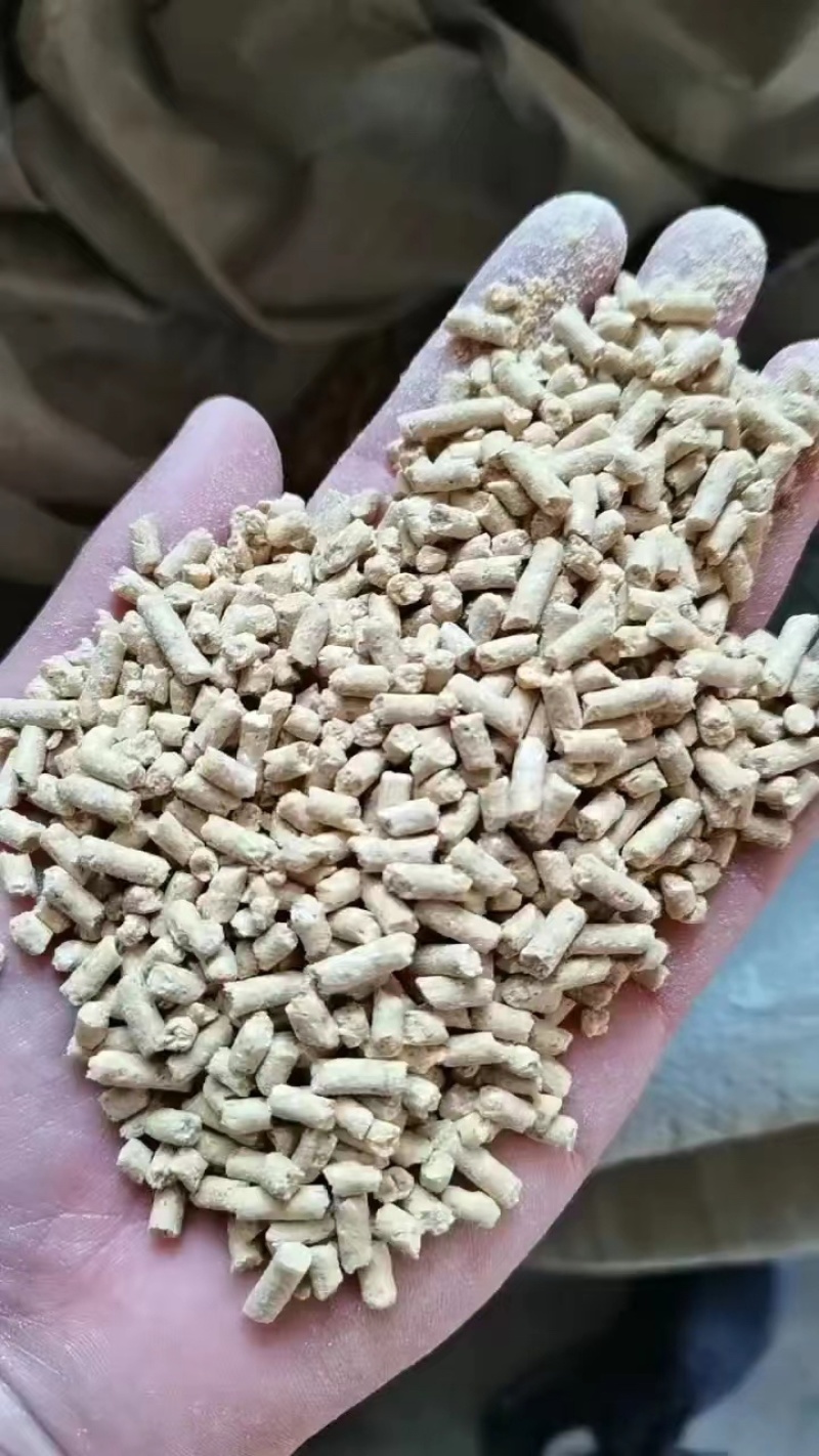 鸡鸭鹅猪牛羊通用颗粒饲料蛋白含量高催肥快