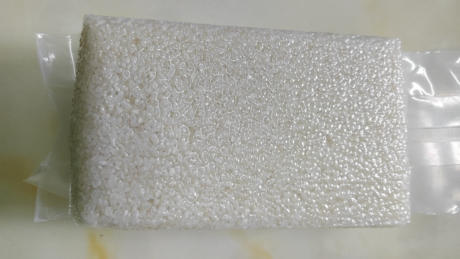 瑞丽香小米现代化加工生产线,采用低温脱壳与智能分选技术,确保产品品质与安全 瑞丽香小米加工生产线