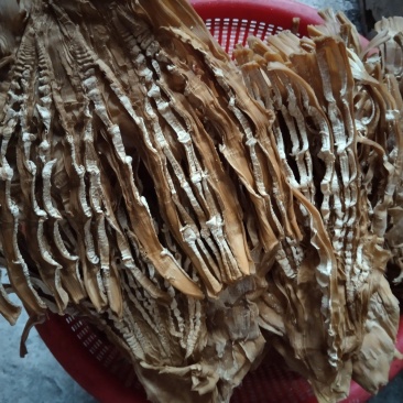 笋干，自家晒的，农村野生竹子生的嫩芽无任何添加剂的特产…