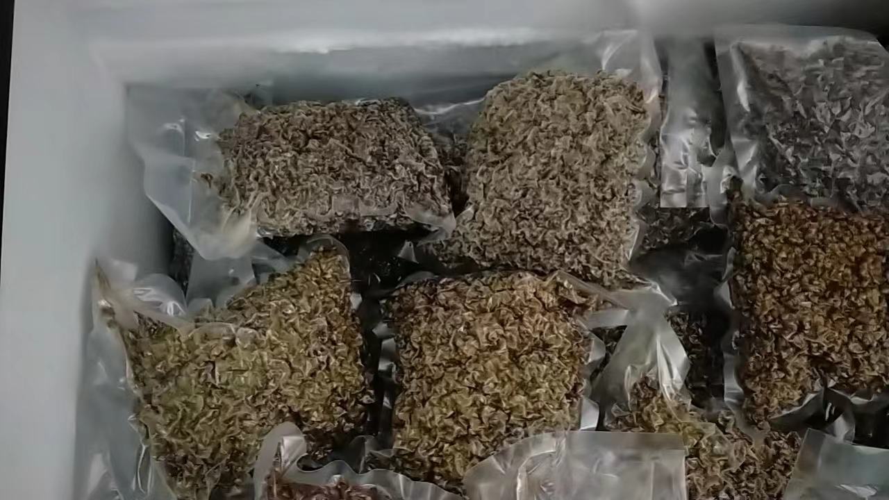 花椒油包装与标签细节