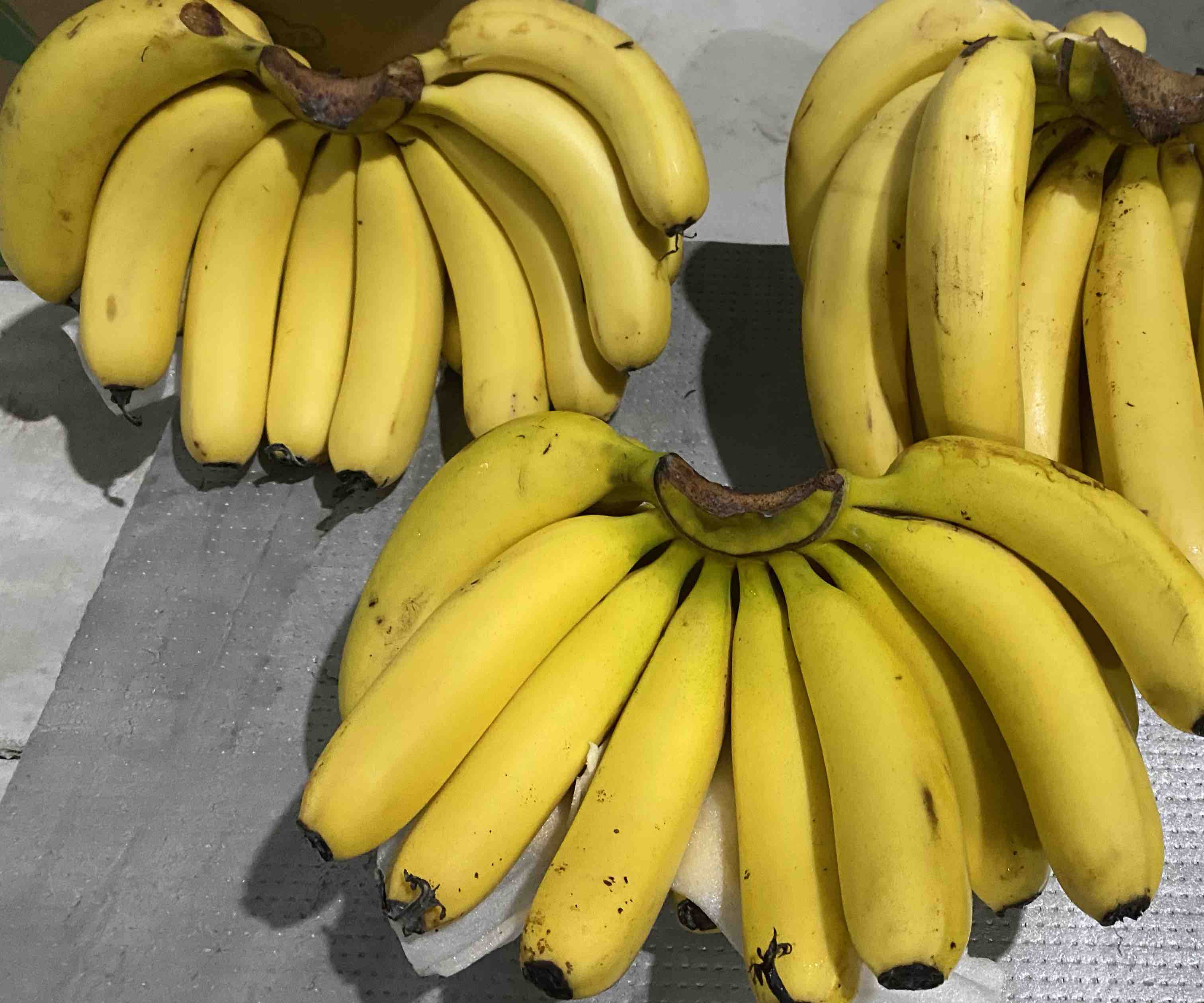 黄瓜芹菜香蕉汁原料展示