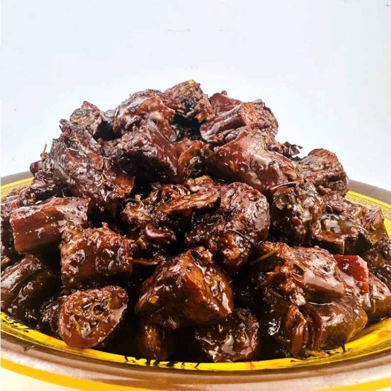 麻辣鸭脖段批发，一袋起发三袋包邮全国发货送货上门
