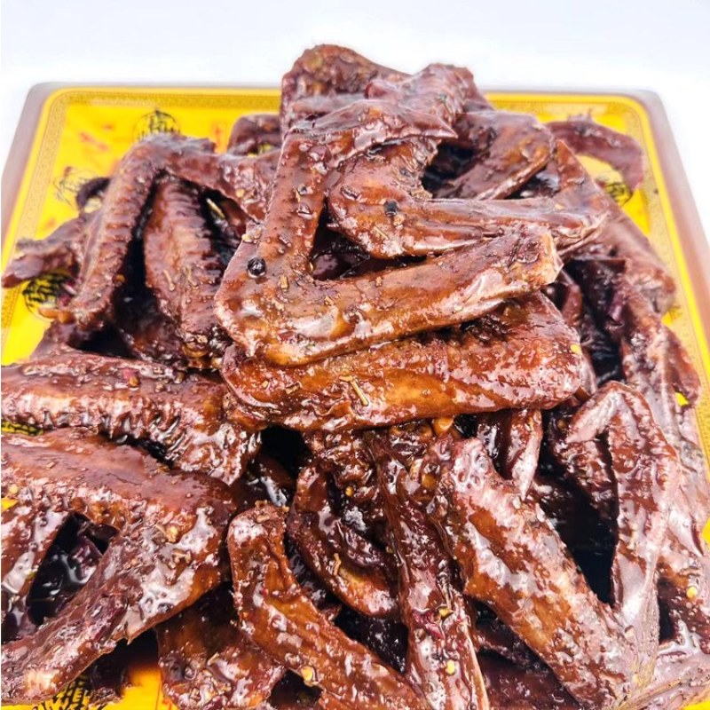 麻辣鸭翅批发，一袋起发三袋包邮全国发货送货上门