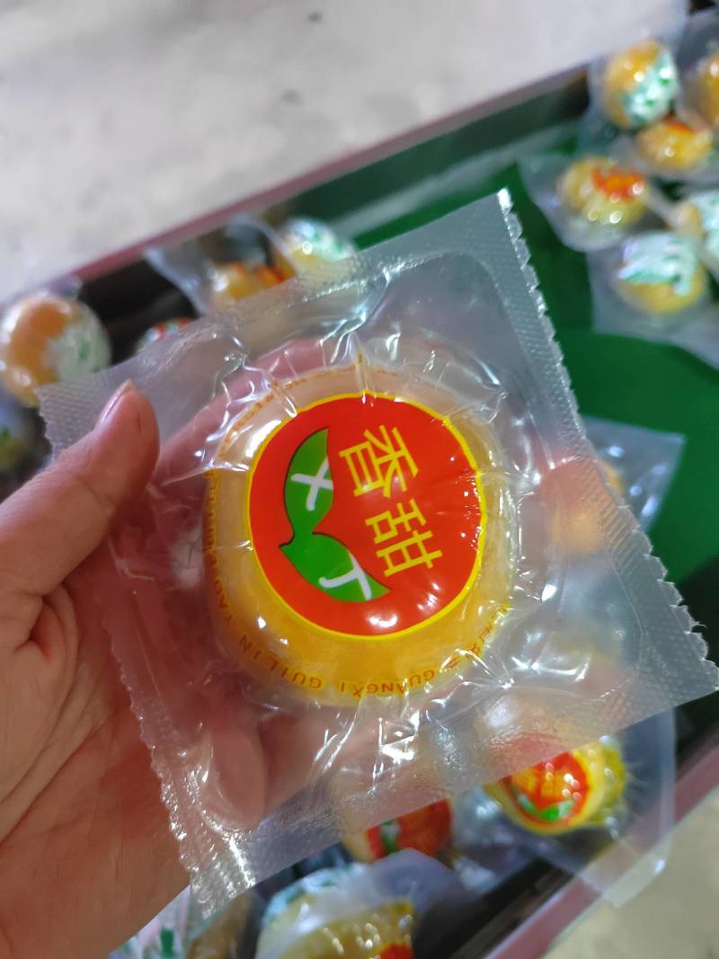 柿子广西桂林高山脆柿产地直发无中间商欢迎咨询