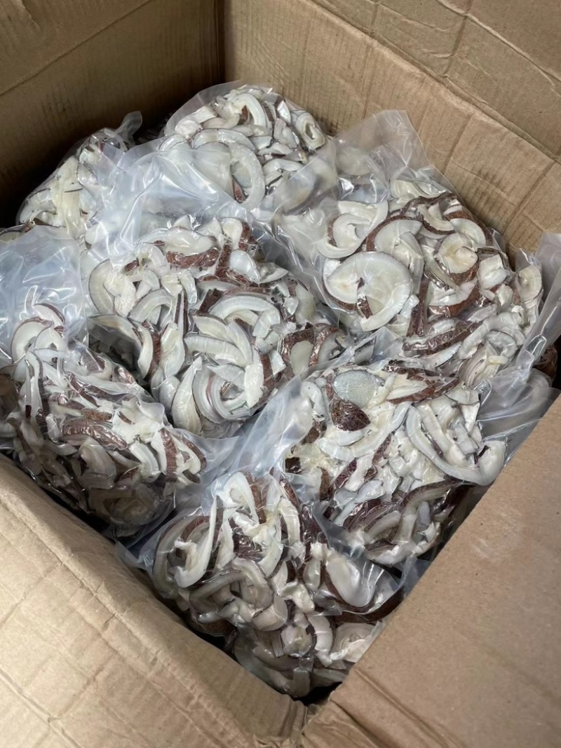 椰子肉，当天现切，一斤一包
