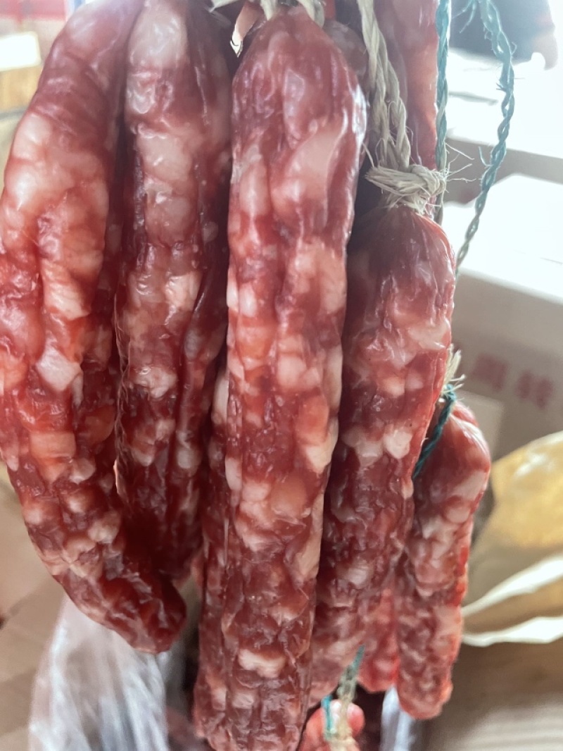 中山黄埔滋百鲜腊肠粒粒肠咸味五香麻辣广味香肠腊肠