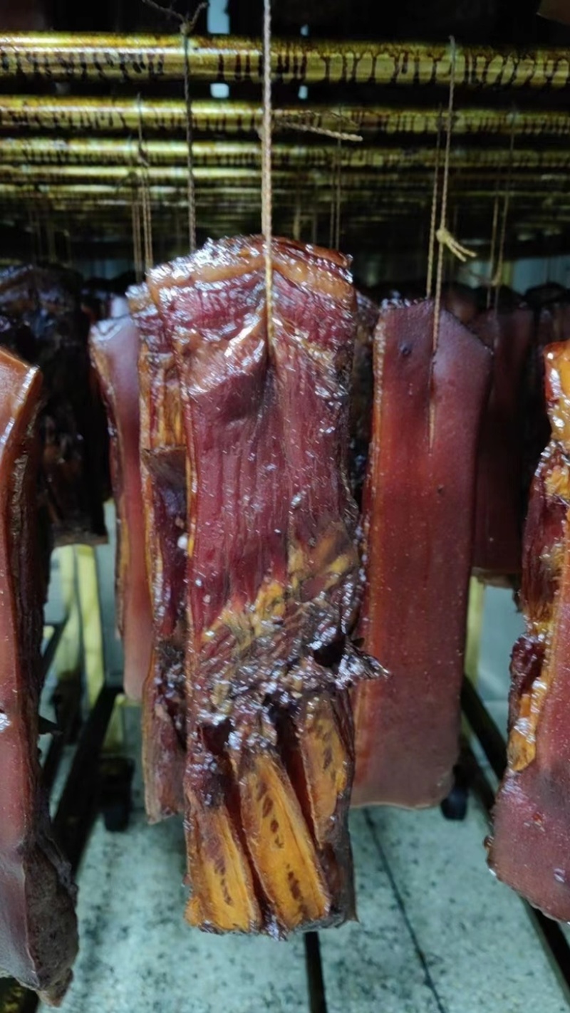 烟熏去骨五花腊肉（腊肉香肠源头工厂，一手货源量大从优）