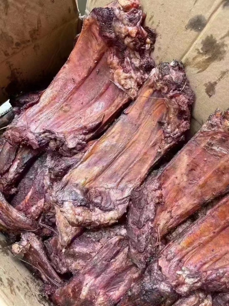 烟熏小腊排骨（腊肉香肠源头工厂一手货源量大从优）