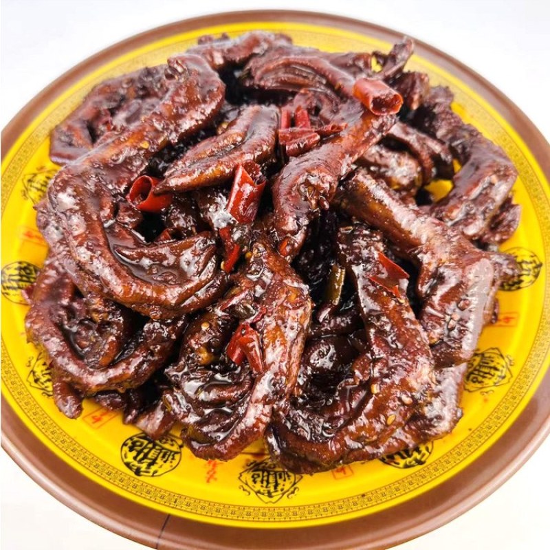 麻辣鸭掌批发，一袋起发三袋包邮全国发货送货上门