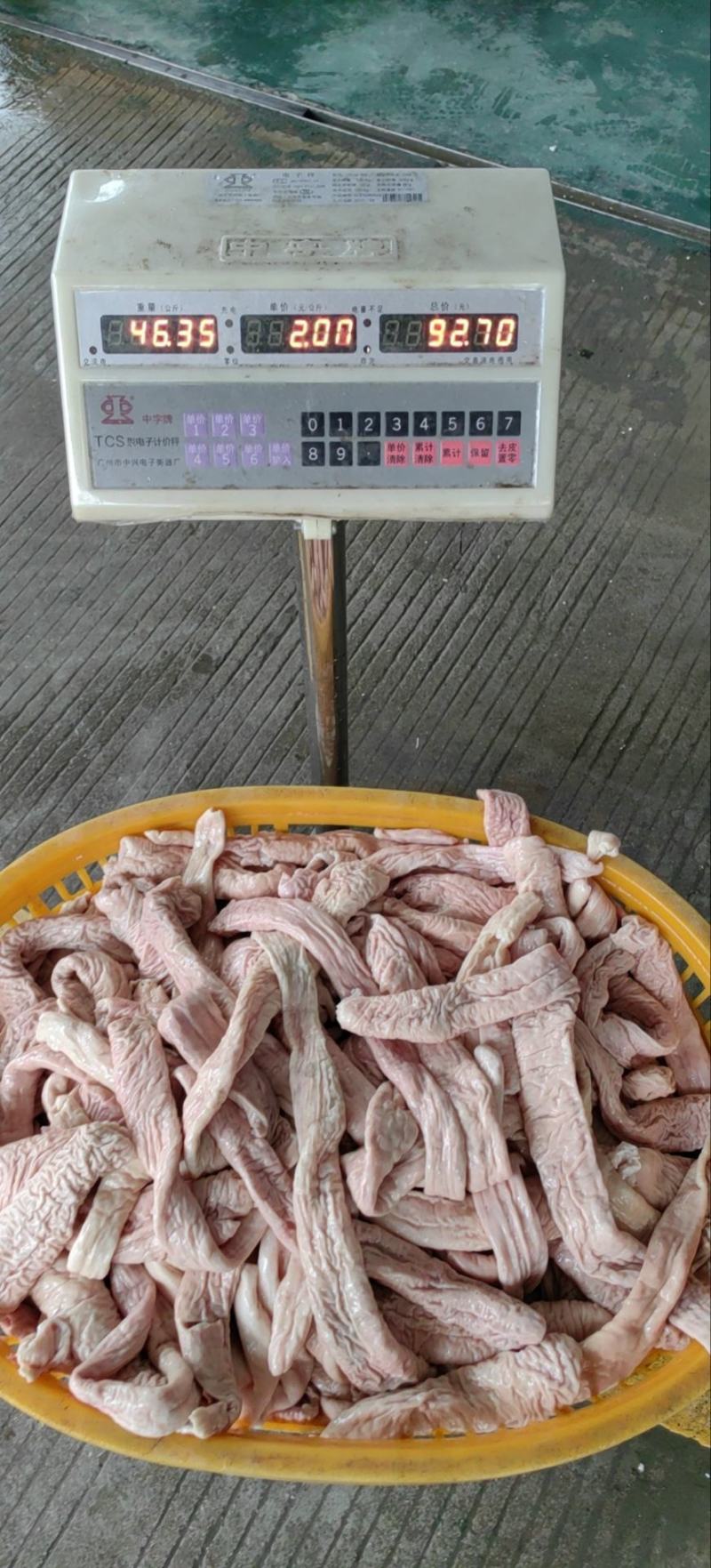 预煮精修无油大肠头，大量有货欢迎来电咨询洽谈合作
