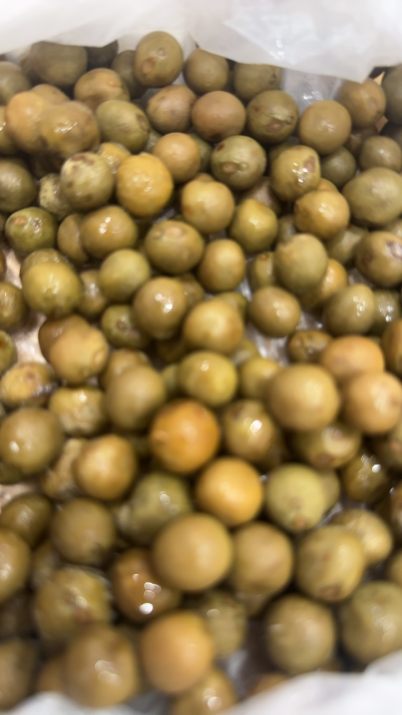 大量出售新鲜芡实各种规格量大从优