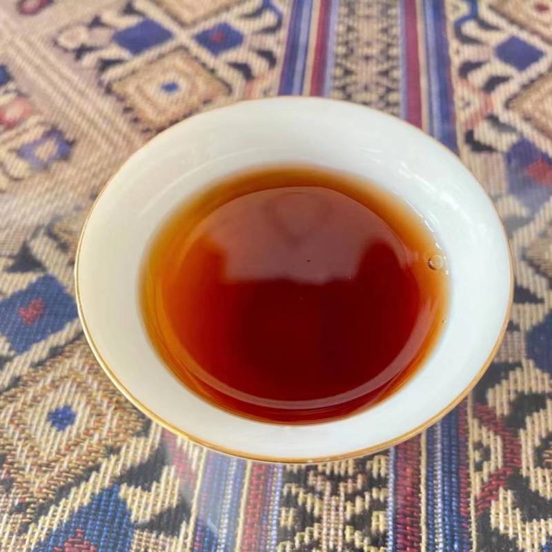 亏本处理老班章熟茶乔木古树茶357克普洱茶老茶